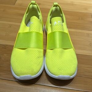 APL techbloom bliss womens shoes